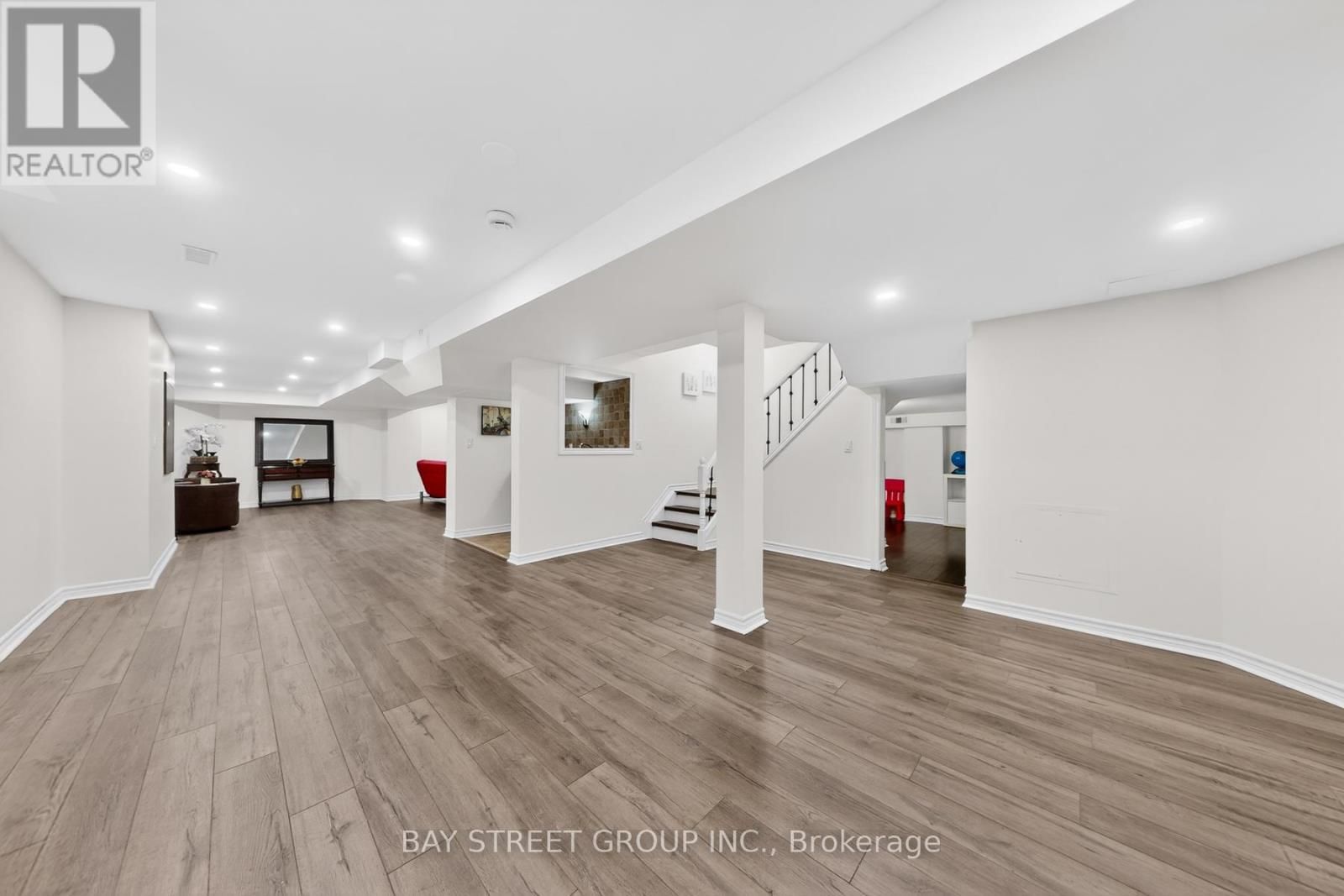 359 WORTHINGTON AVENUE Image 41