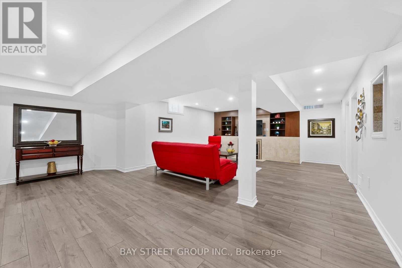 359 WORTHINGTON AVENUE Image 44