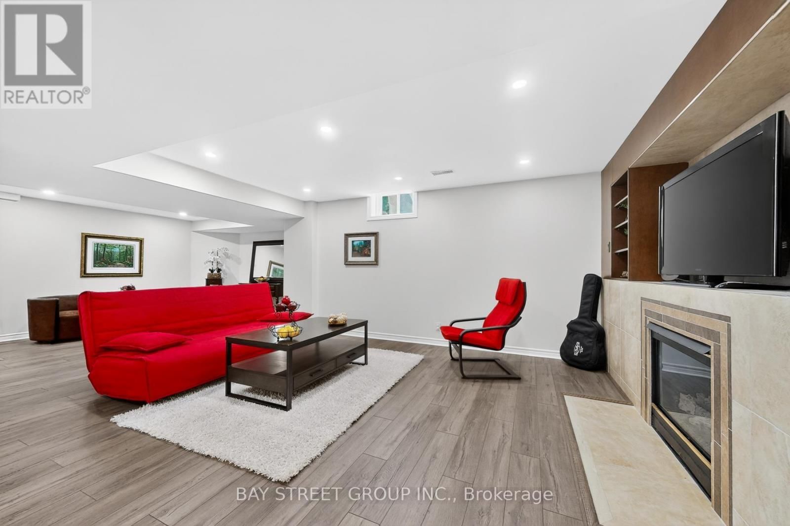 359 WORTHINGTON AVENUE Image 45