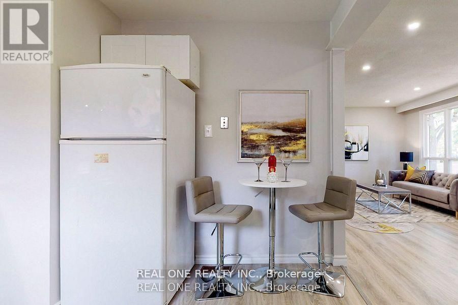 105 AURORA HEIGHTS DRIVE Image 10