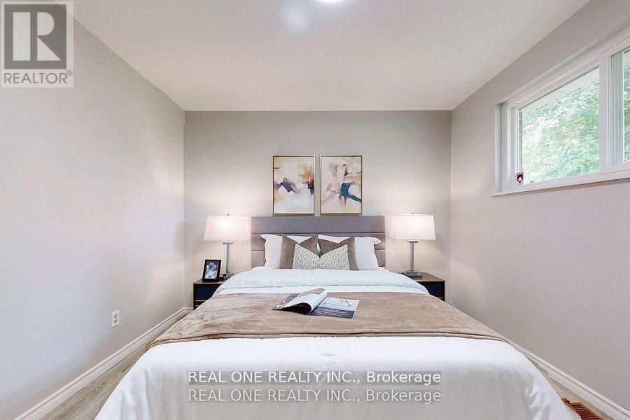 105 AURORA HEIGHTS DRIVE Image 12