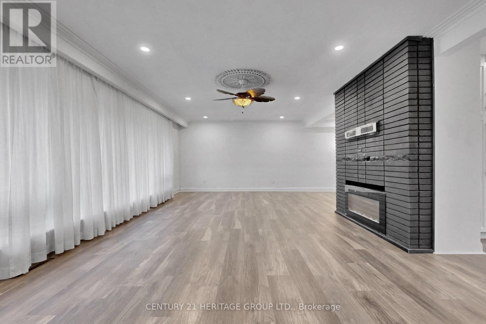 19 OAKBANK ROAD Image 10