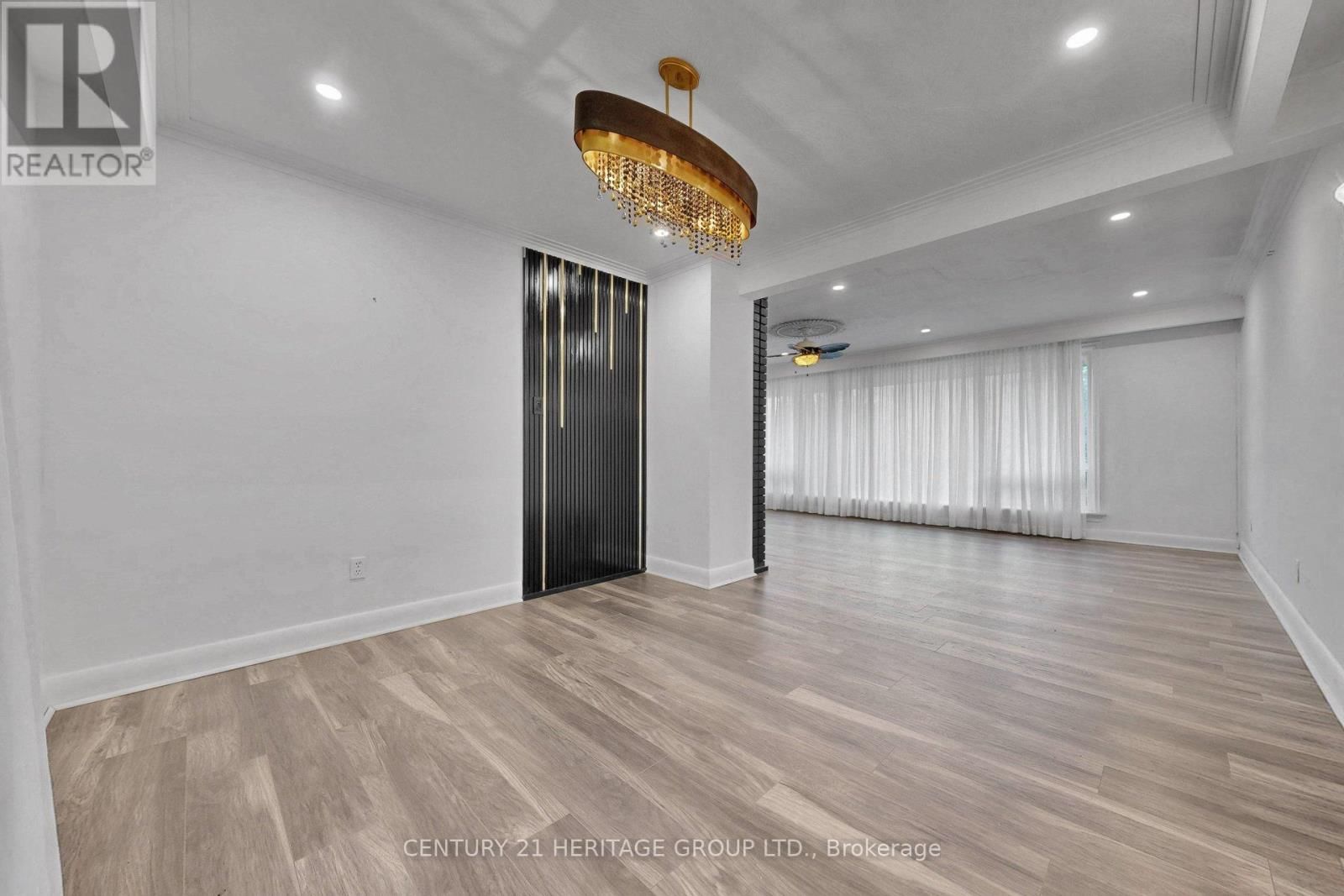 19 OAKBANK ROAD Image 13