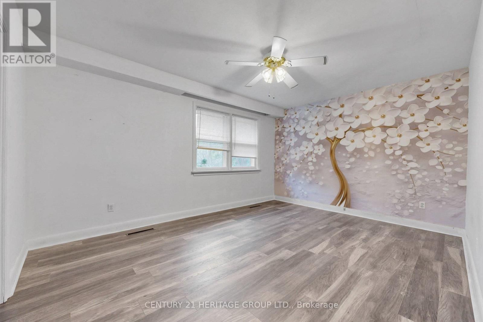 19 OAKBANK ROAD Image 19