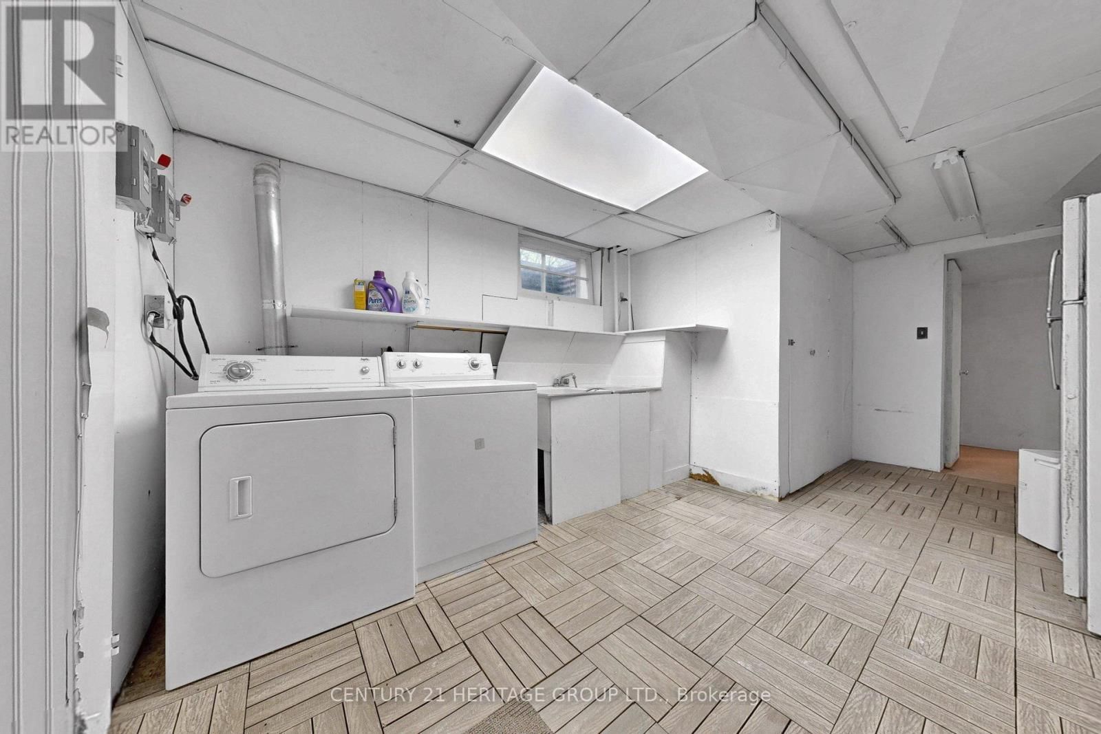 19 OAKBANK ROAD Image 33