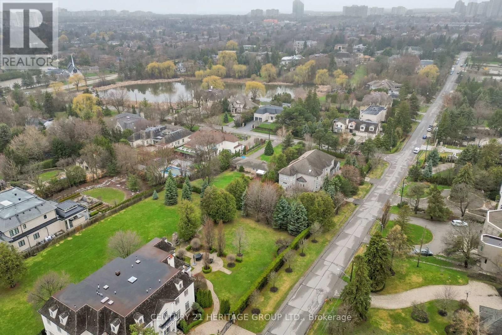 19 OAKBANK ROAD Image 43