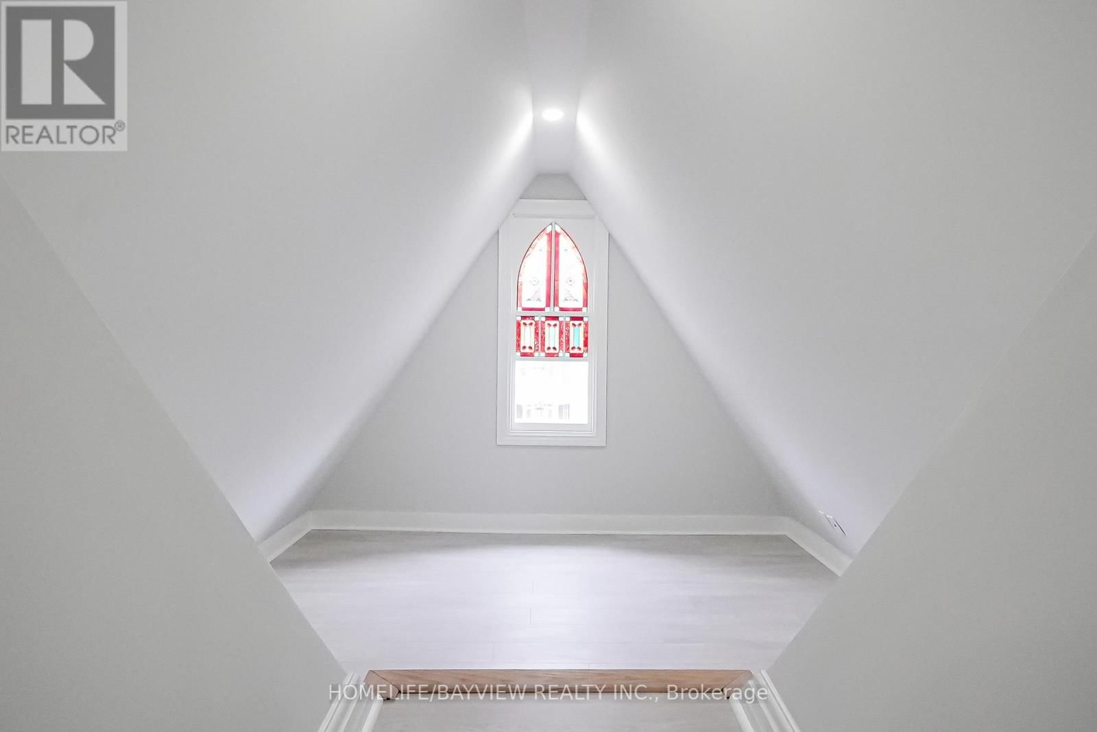 180 & 188 MAIN STREET NORTH Image 13