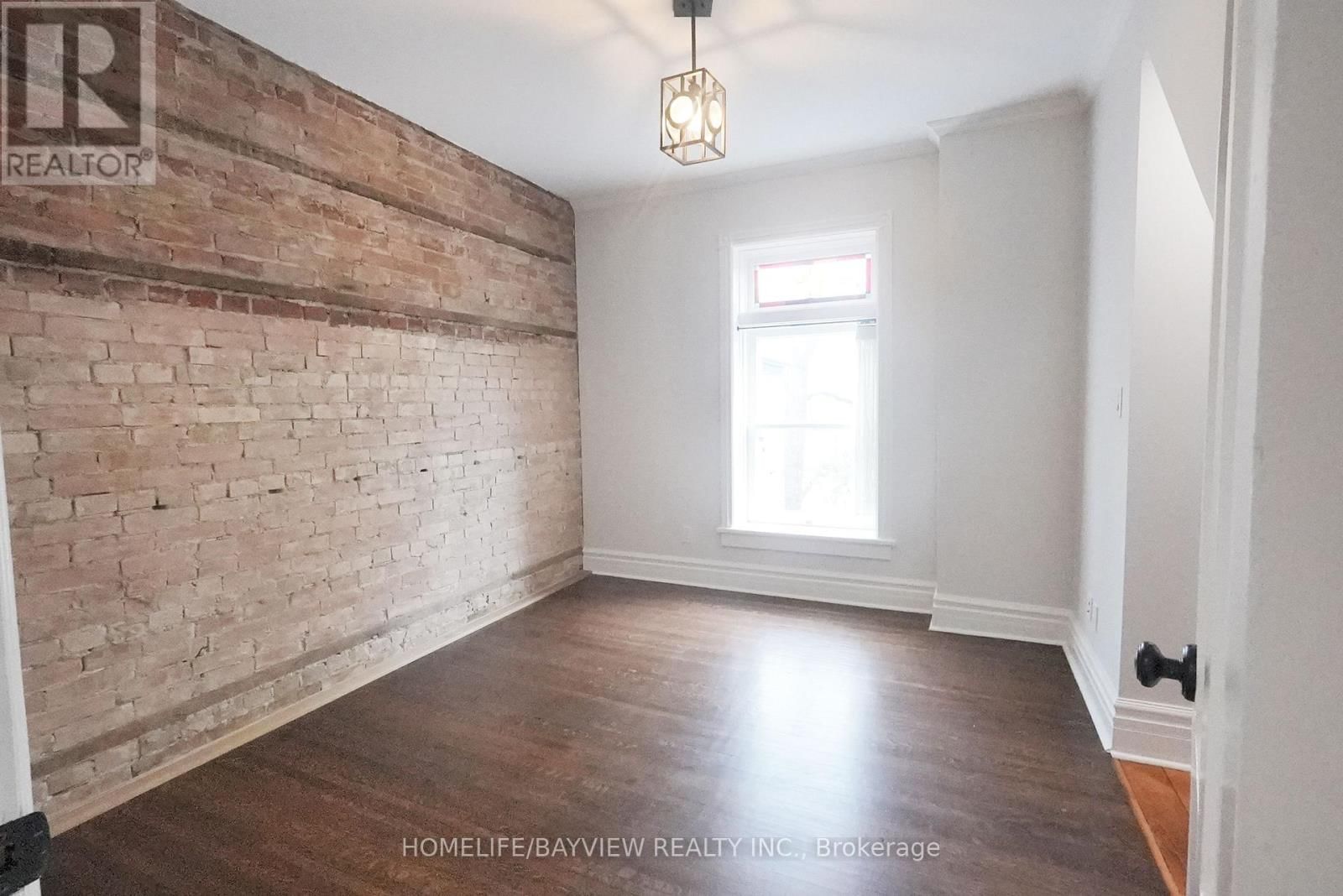 180 & 188 MAIN STREET NORTH Image 15