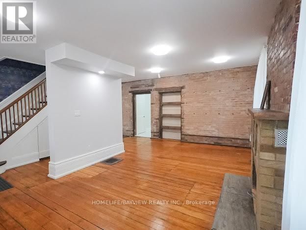 180 & 188 MAIN STREET NORTH Image 39