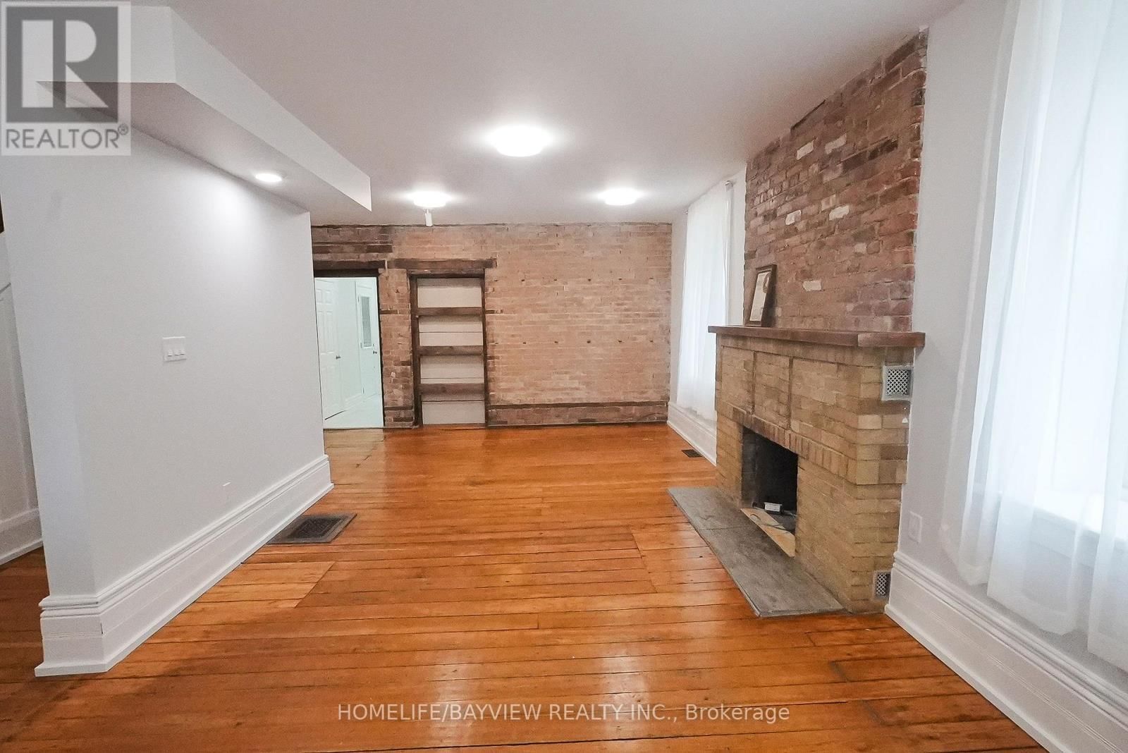 180 & 188 MAIN STREET NORTH Image 6