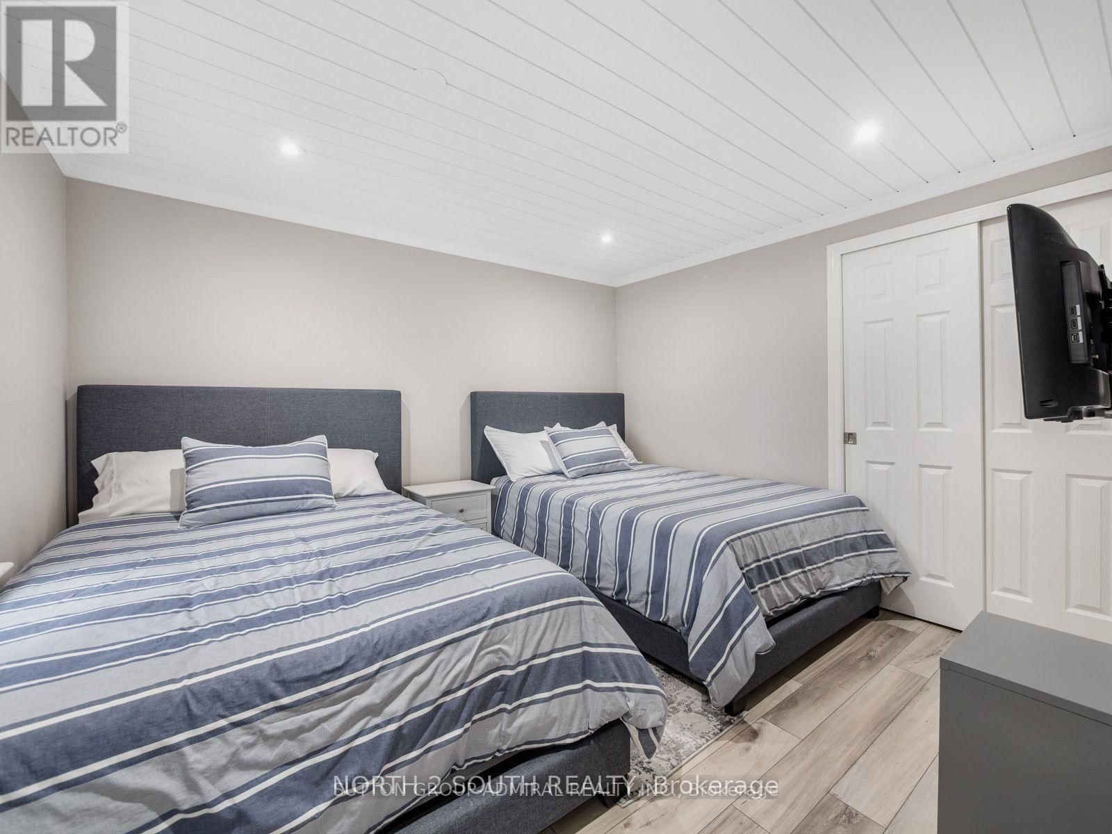 1273 MAPLE ROAD Image 17