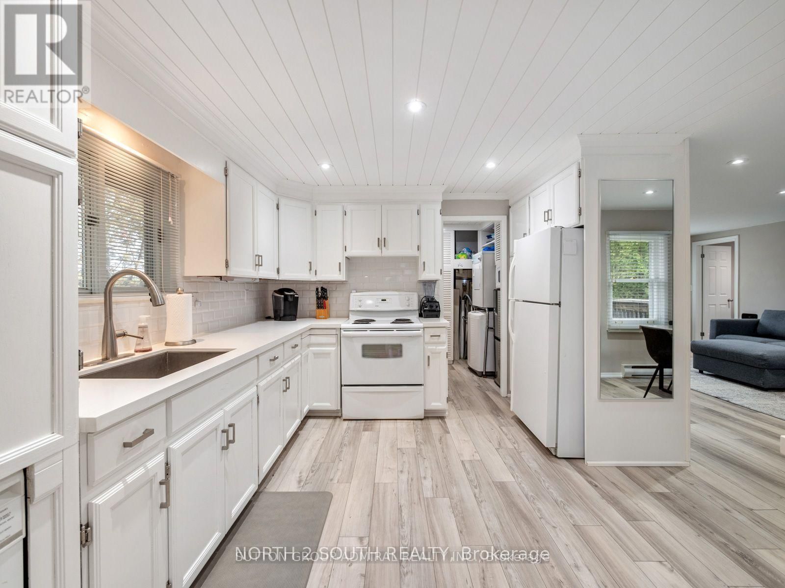 1273 MAPLE ROAD Image 5