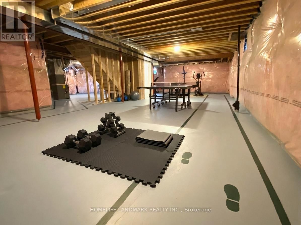 1486 BRODERICK STREET Image 19