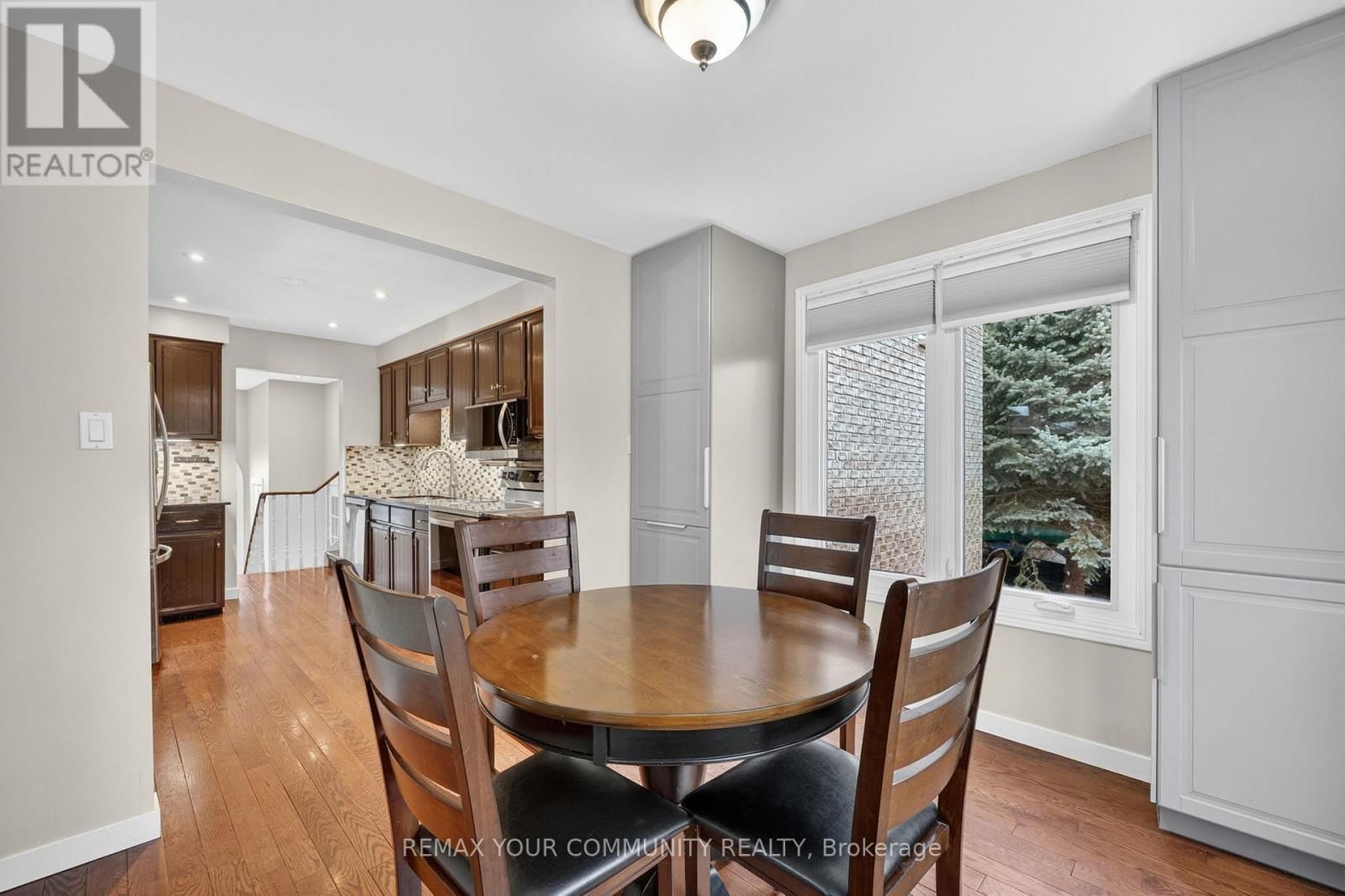 81 CROWN CRESCENT Image 15