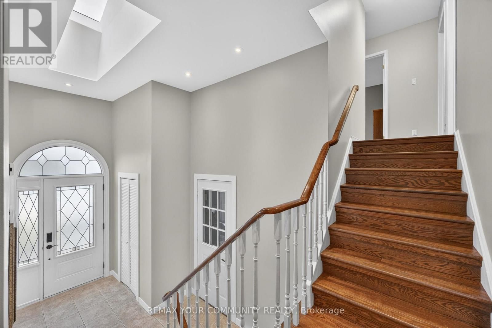 81 CROWN CRESCENT Image 16