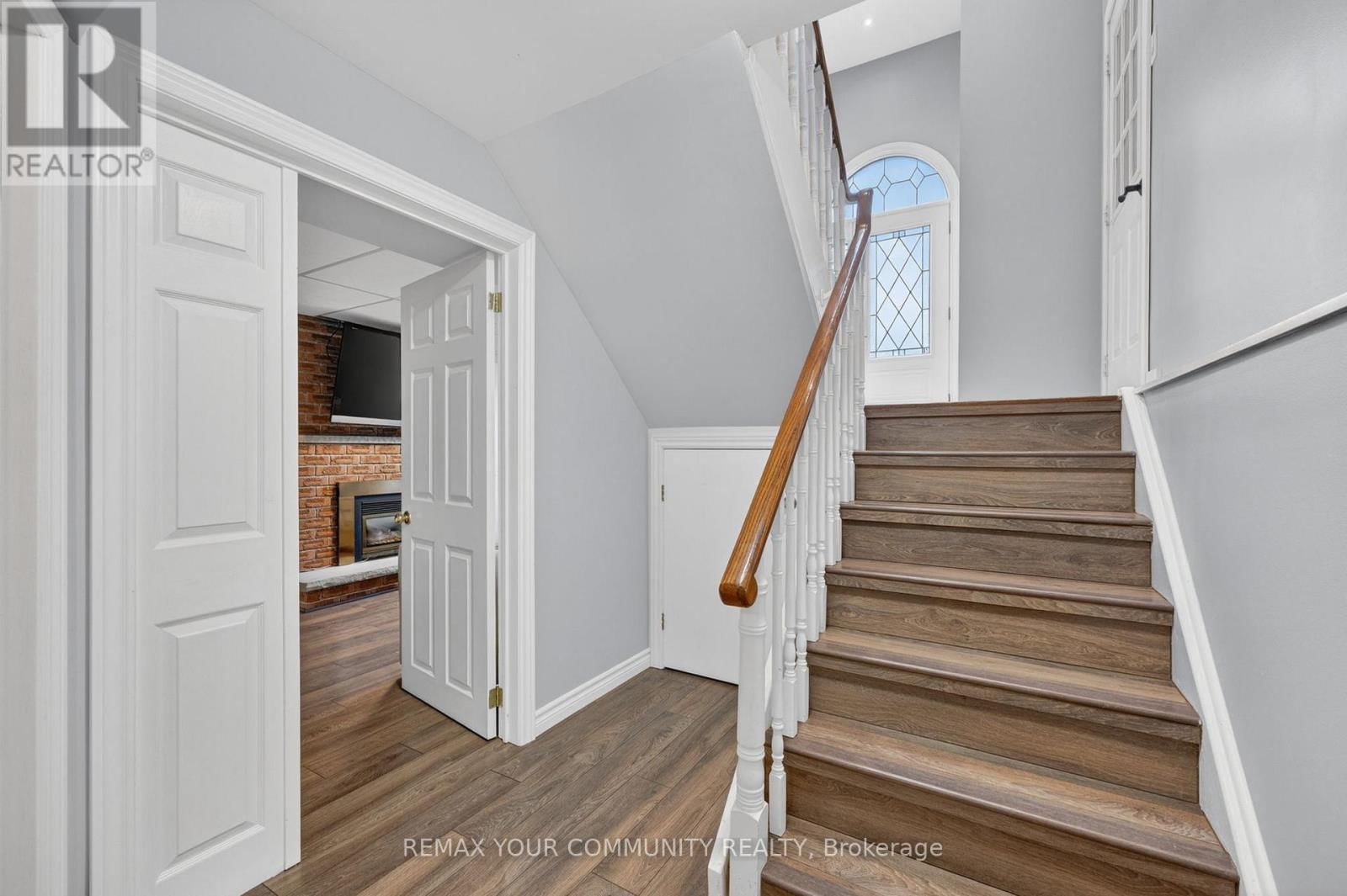 81 CROWN CRESCENT Image 24