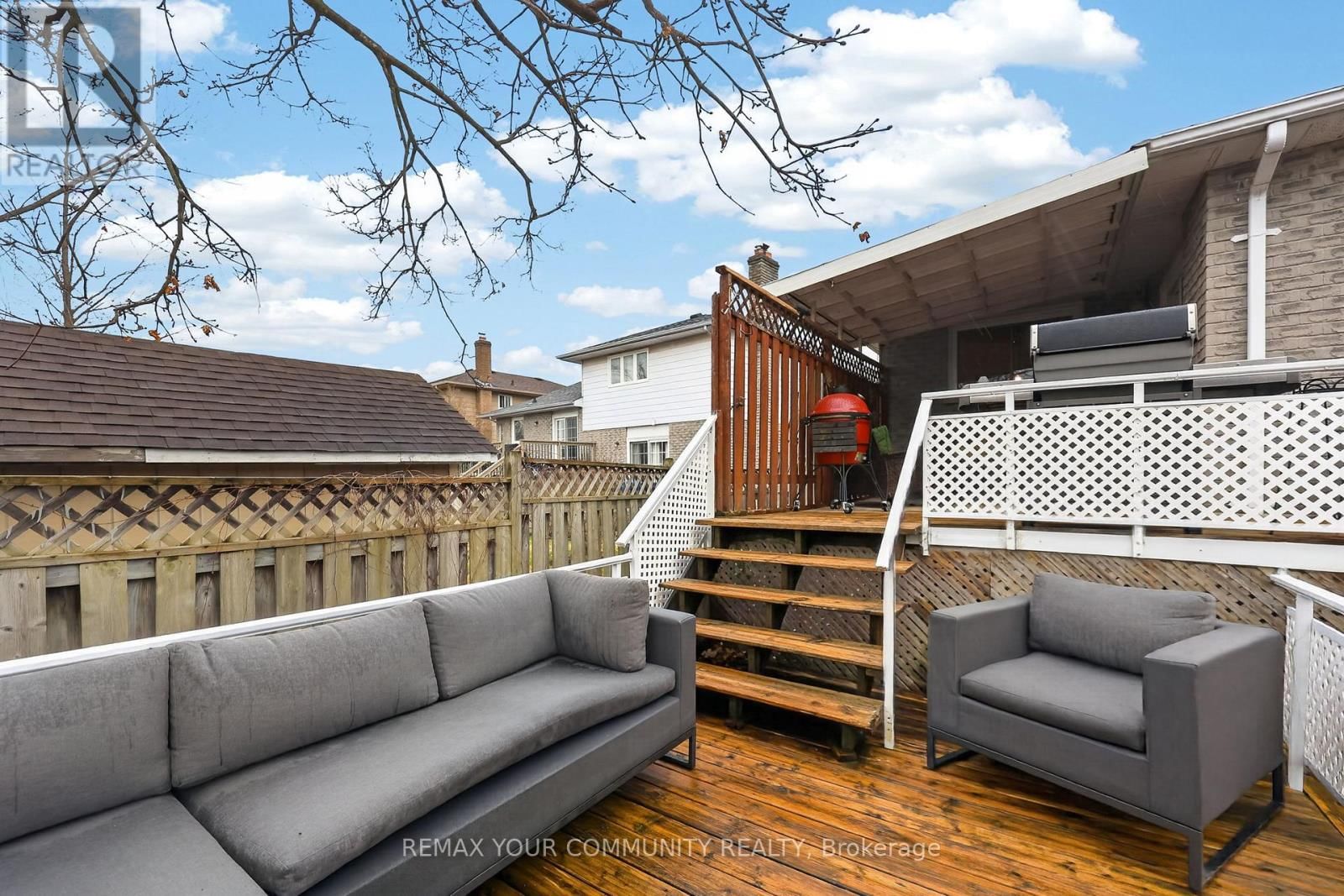 81 CROWN CRESCENT Image 35