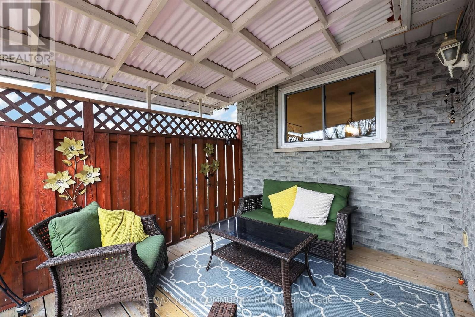 81 CROWN CRESCENT Image 39