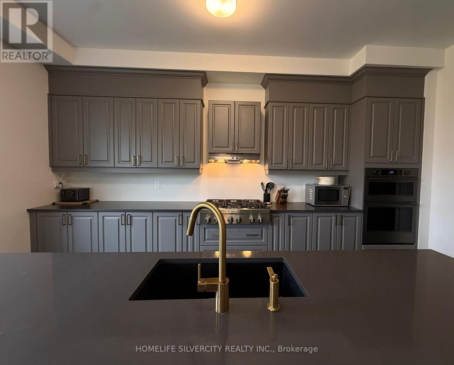 23 MARIGOLD BOULEVARD EAST Image 4