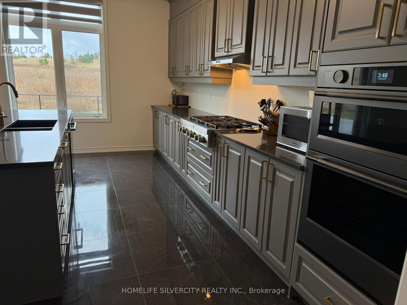 23 MARIGOLD BOULEVARD EAST Image 8