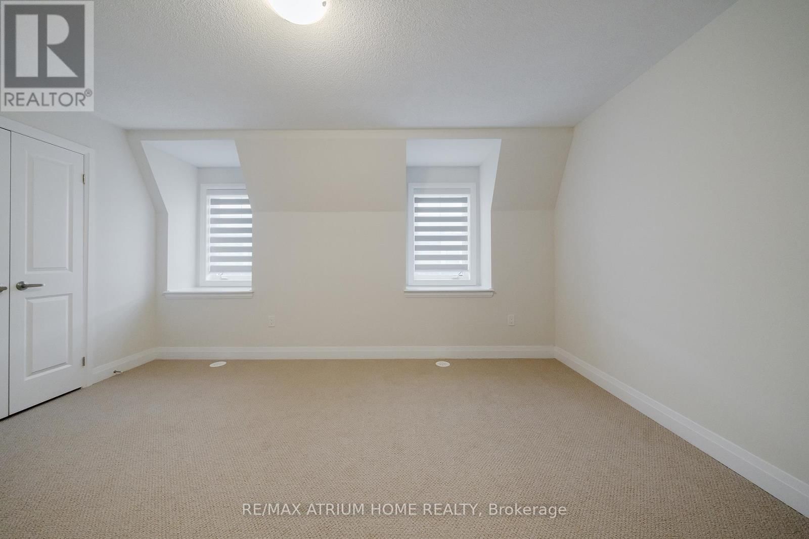 9797 KEELE STREET Image 26