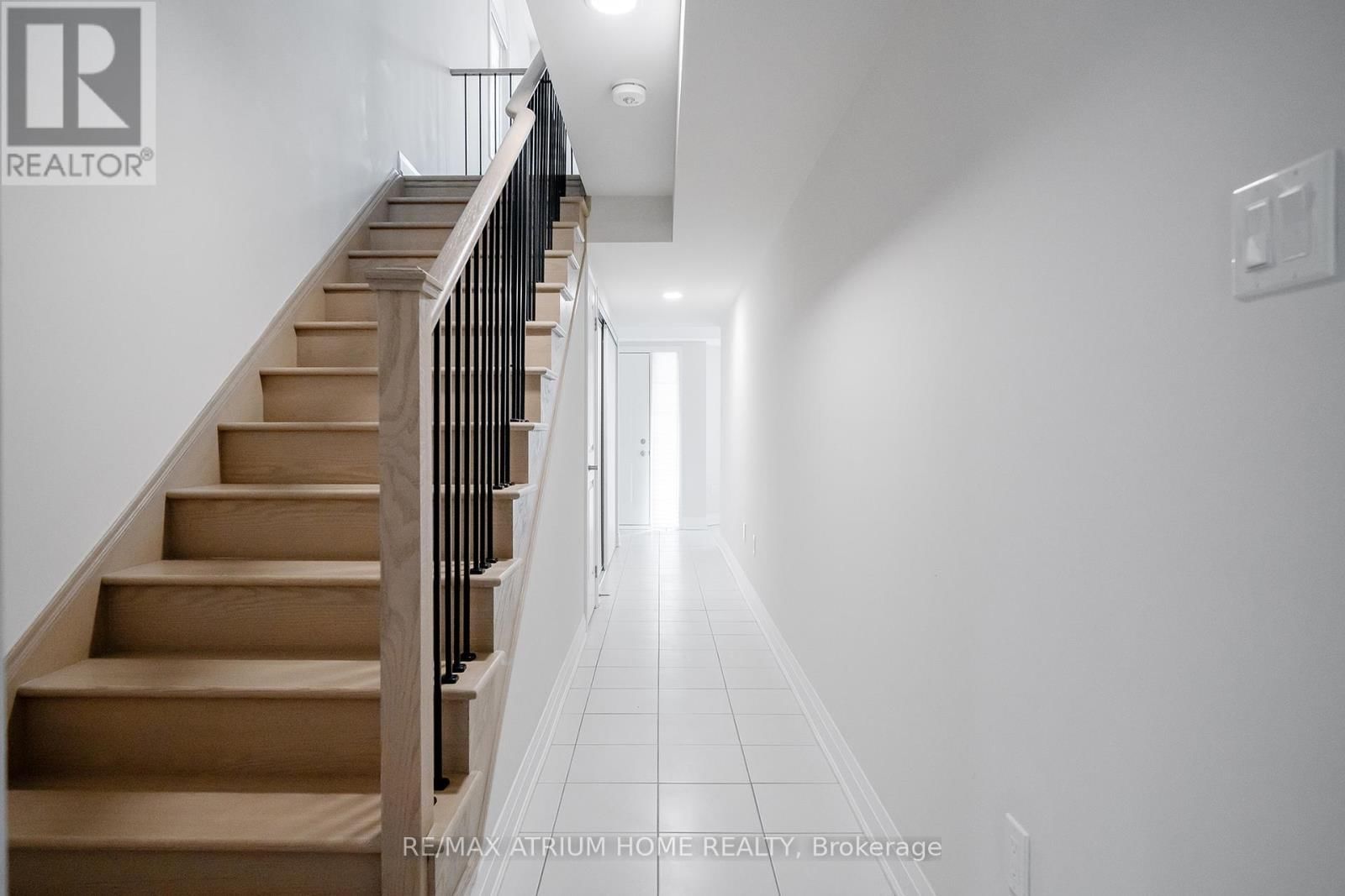 9797 KEELE STREET Image 6