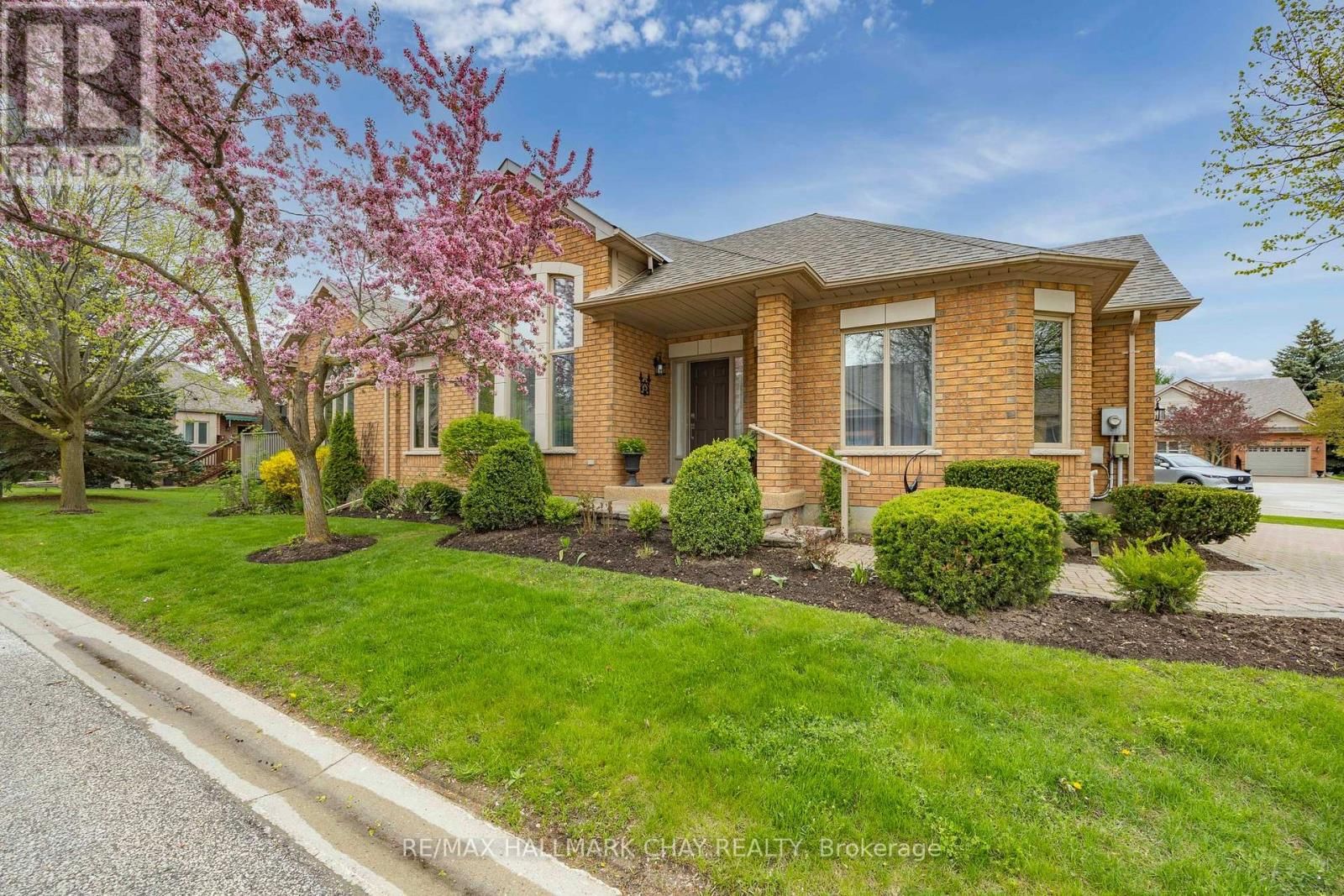 1 FORTUNA CIRCLE Image 1