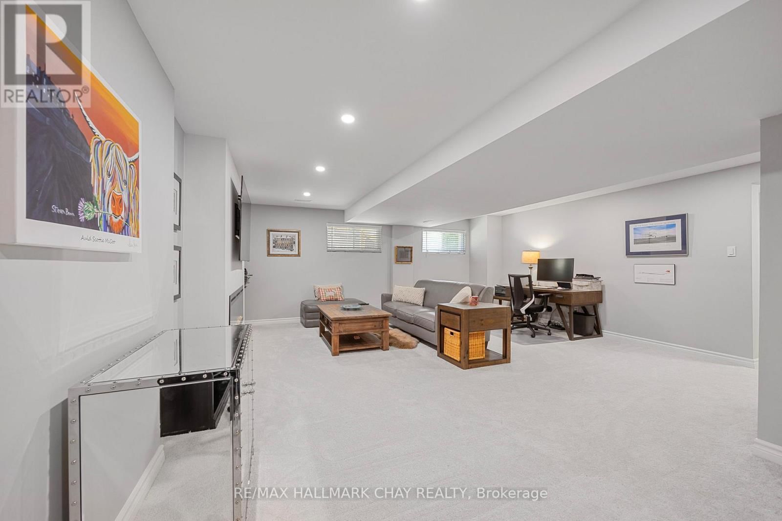 1 FORTUNA CIRCLE Image 26