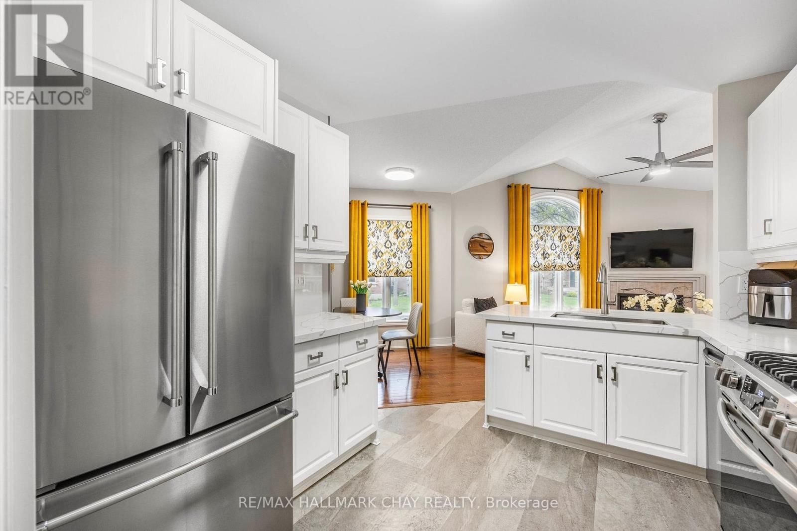 1 FORTUNA CIRCLE Image 4