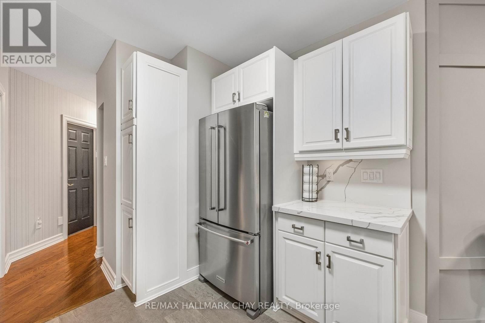 1 FORTUNA CIRCLE Image 7