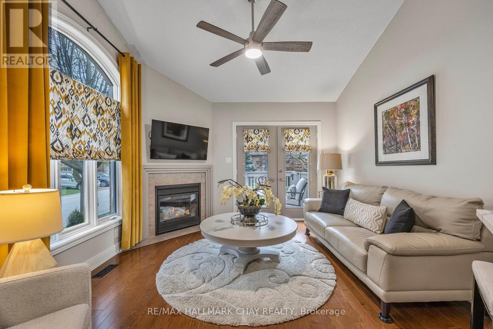 1 FORTUNA CIRCLE Image 9