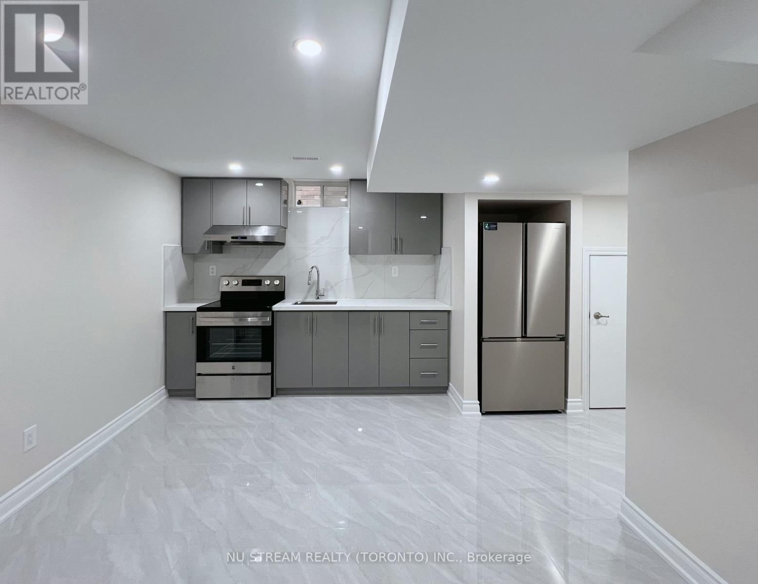 Bsmt - 133 JINNAH AVENUE Image 2