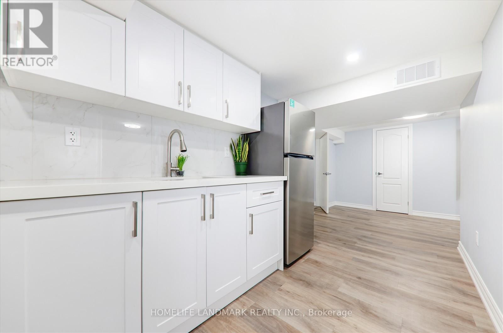 270 RUPERT AVENUE Image 19