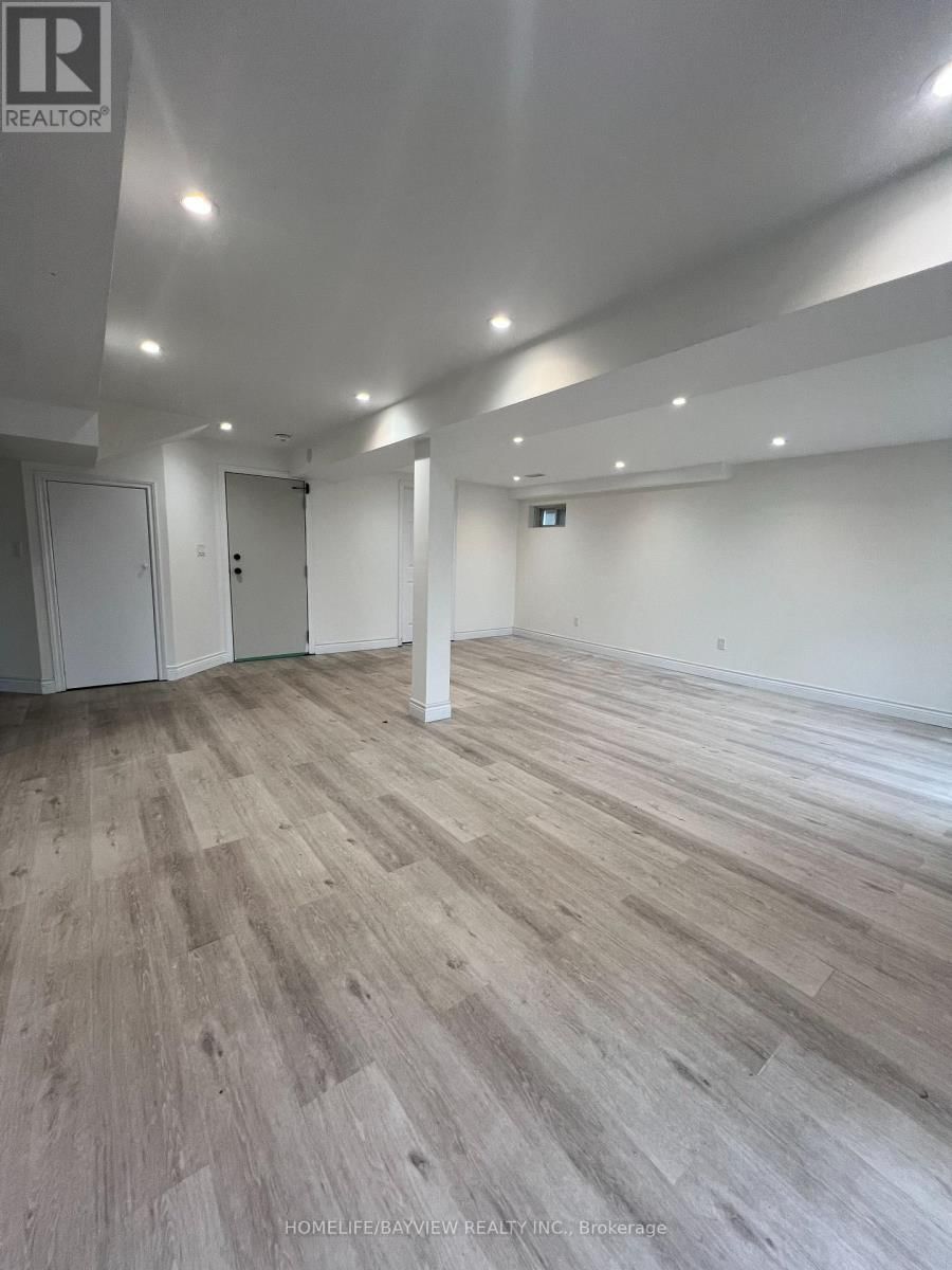 Bmnt - 367 SILKEN LAUMANN DRIVE Image 7