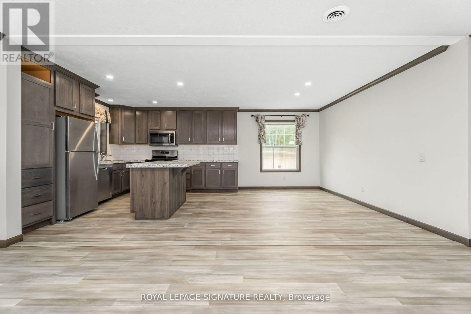 12 BRIARWOOD PLACE Image 10