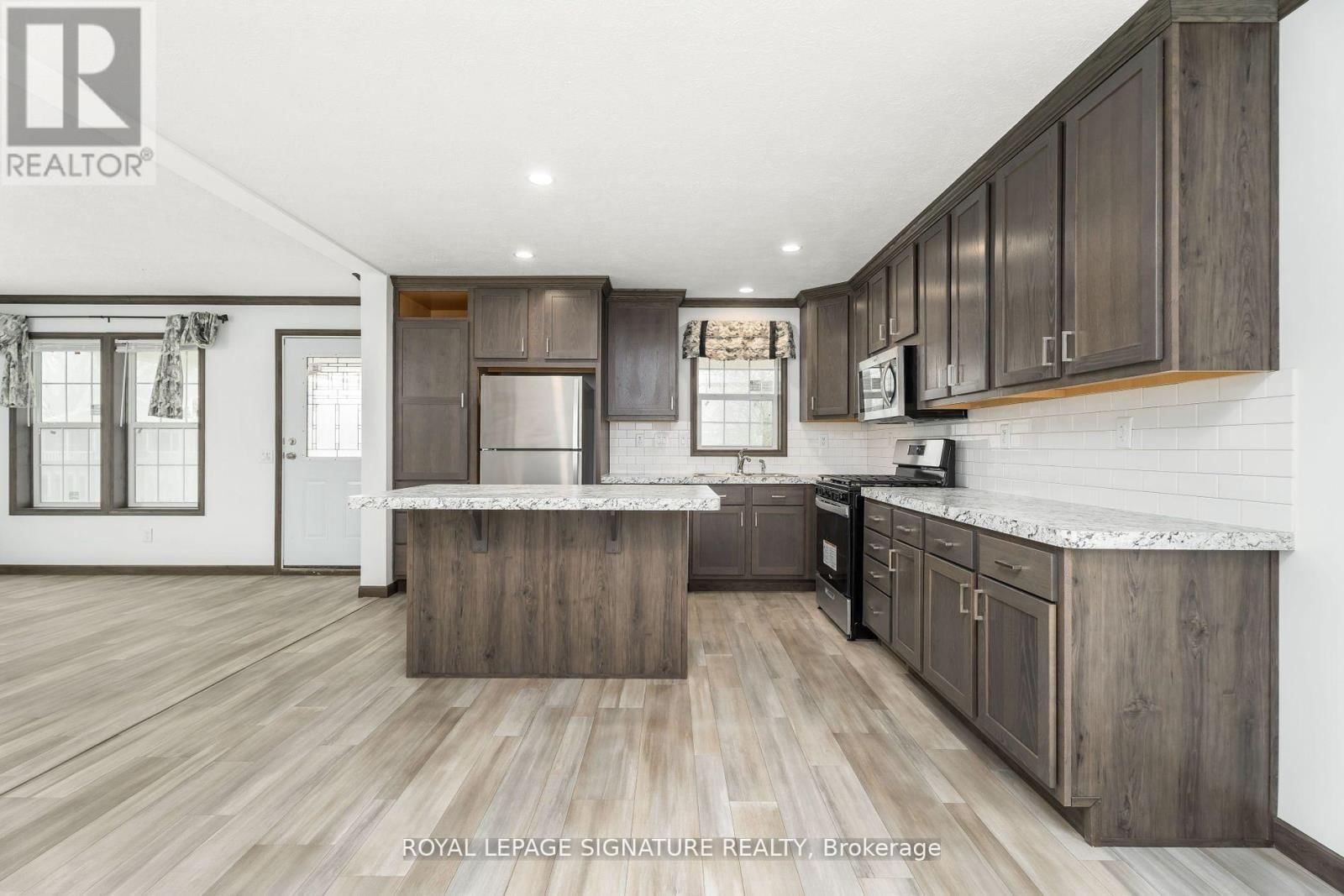 12 BRIARWOOD PLACE Image 13