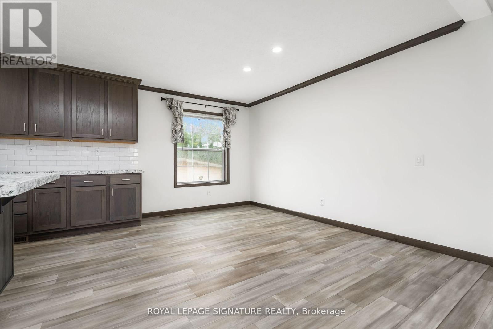 12 BRIARWOOD PLACE Image 18