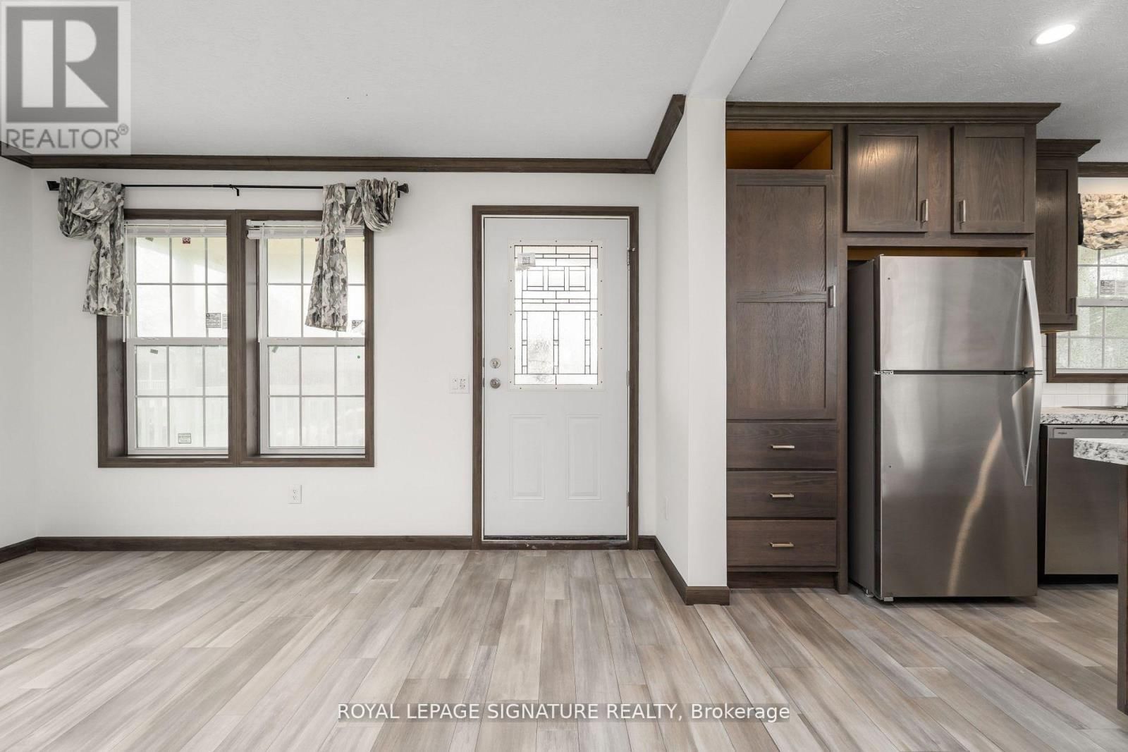 12 BRIARWOOD PLACE Image 4