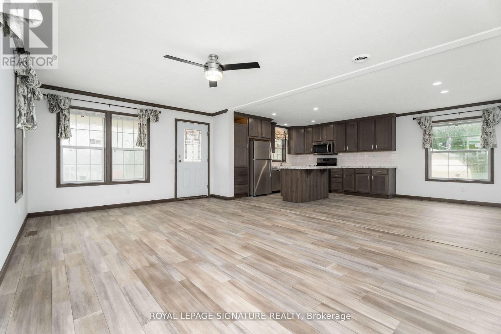 12 BRIARWOOD PLACE Image 8