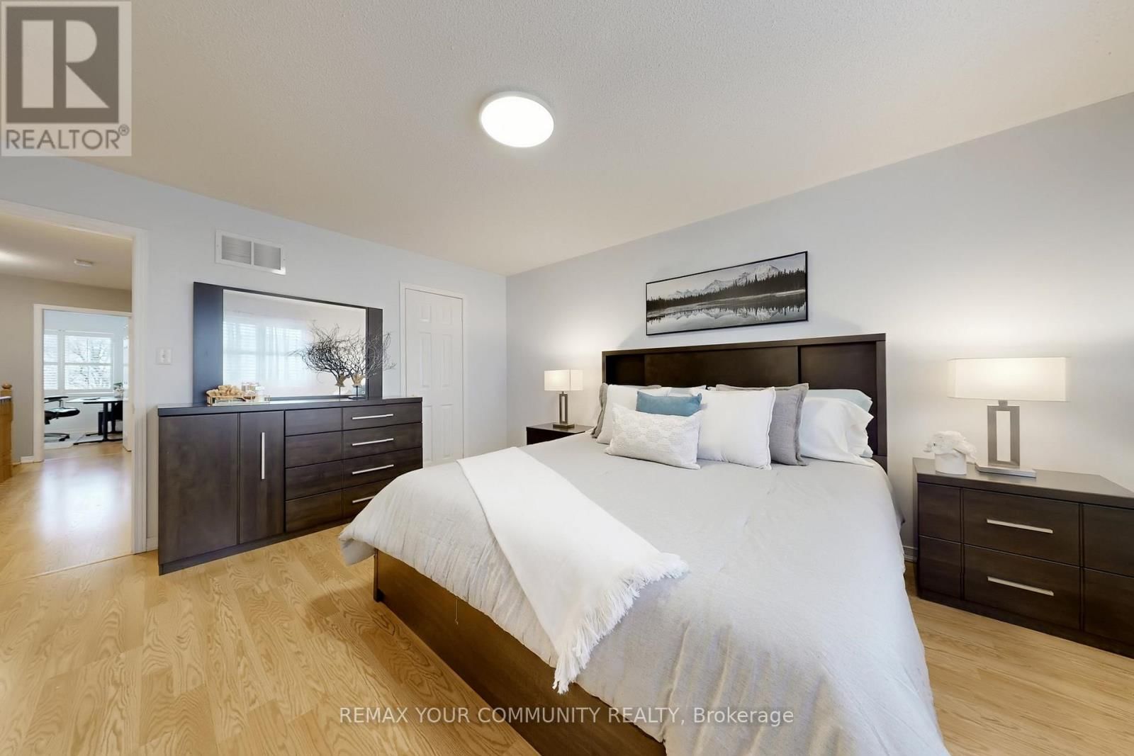 139 ASCALON DRIVE Image 17