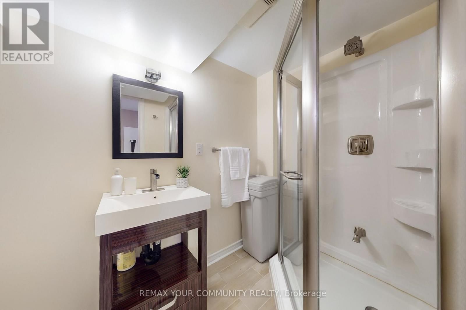 139 ASCALON DRIVE Image 31