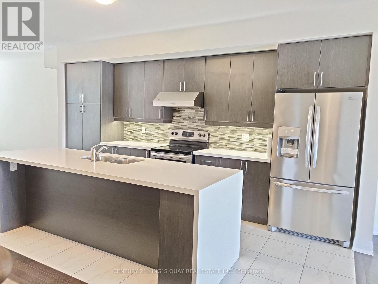 34 MCGURRAN LANE Image 2