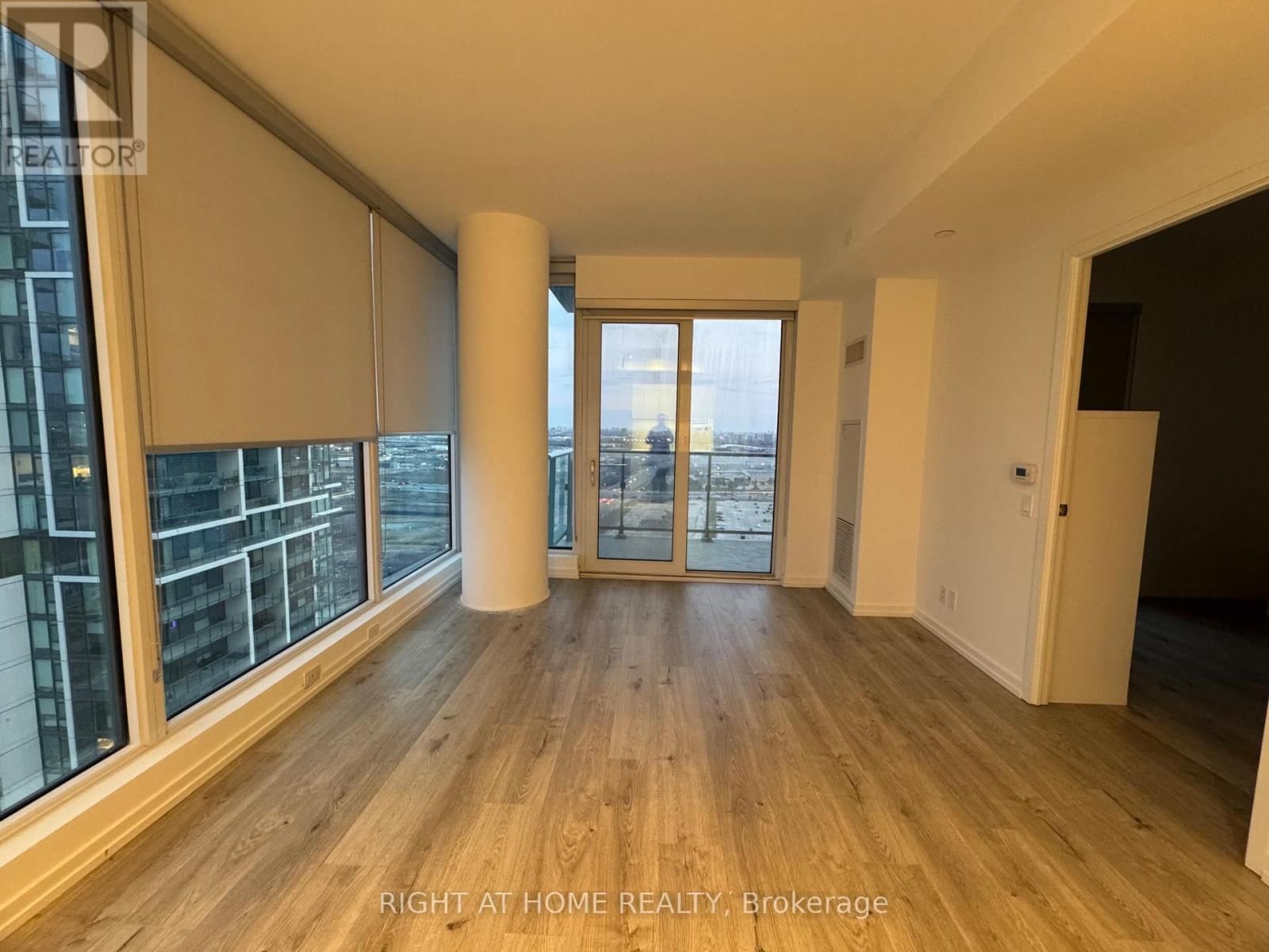 2005 - 1000 PORTAGE PARKWAY Image 20