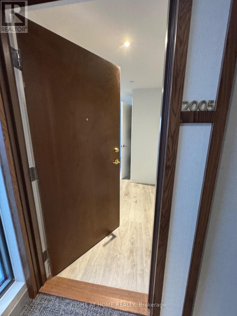 2005 - 1000 PORTAGE PARKWAY Image 4