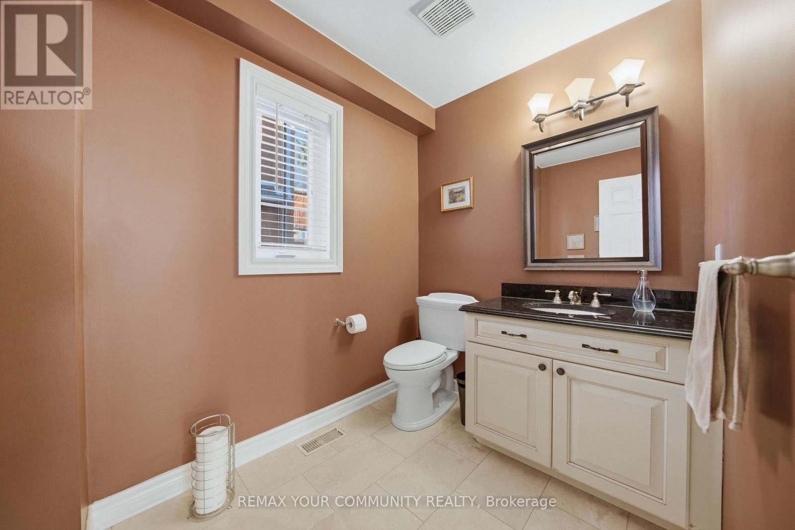 23 JOHN LYONS ROAD Image 21