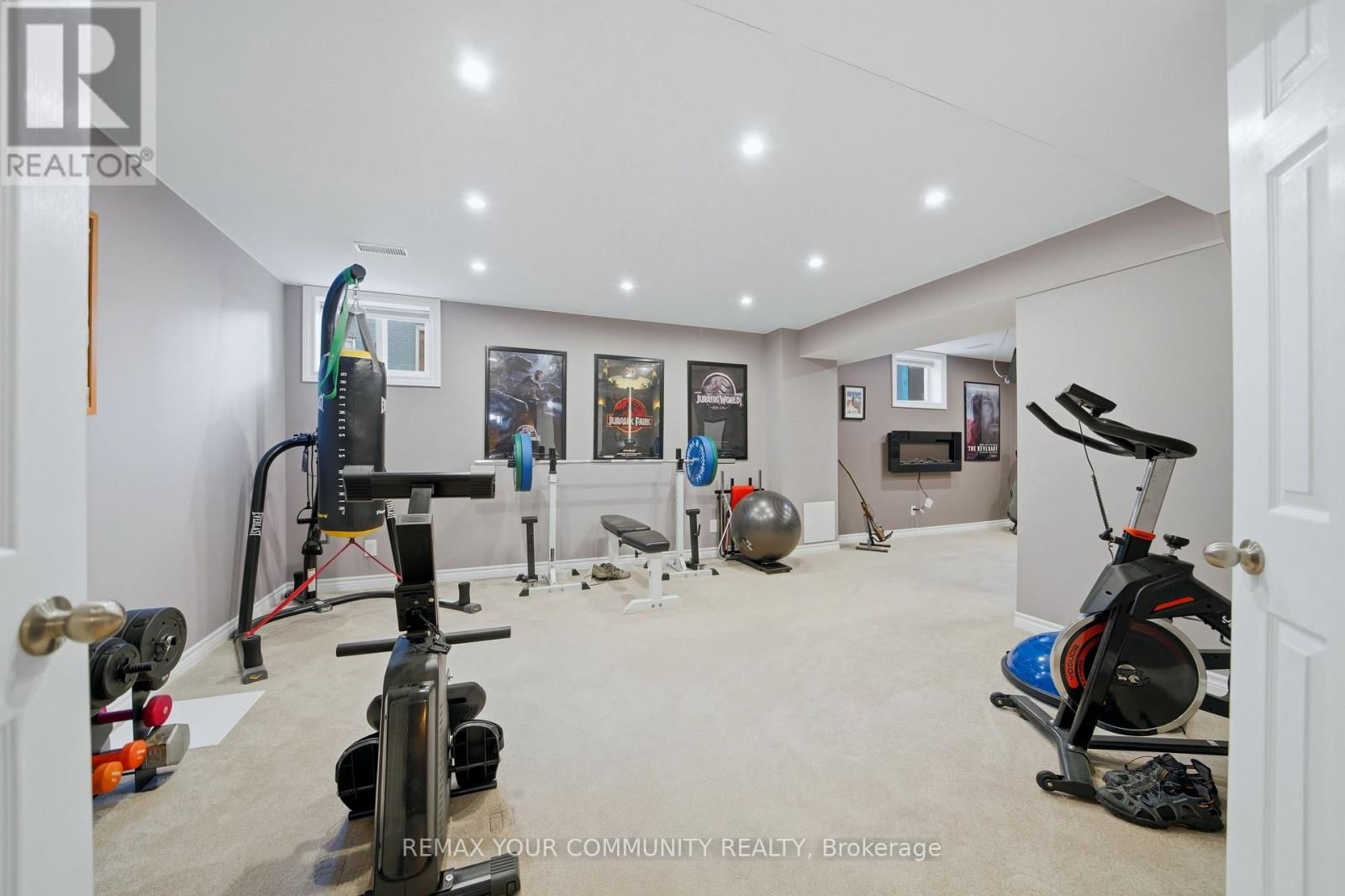 23 JOHN LYONS ROAD Image 41