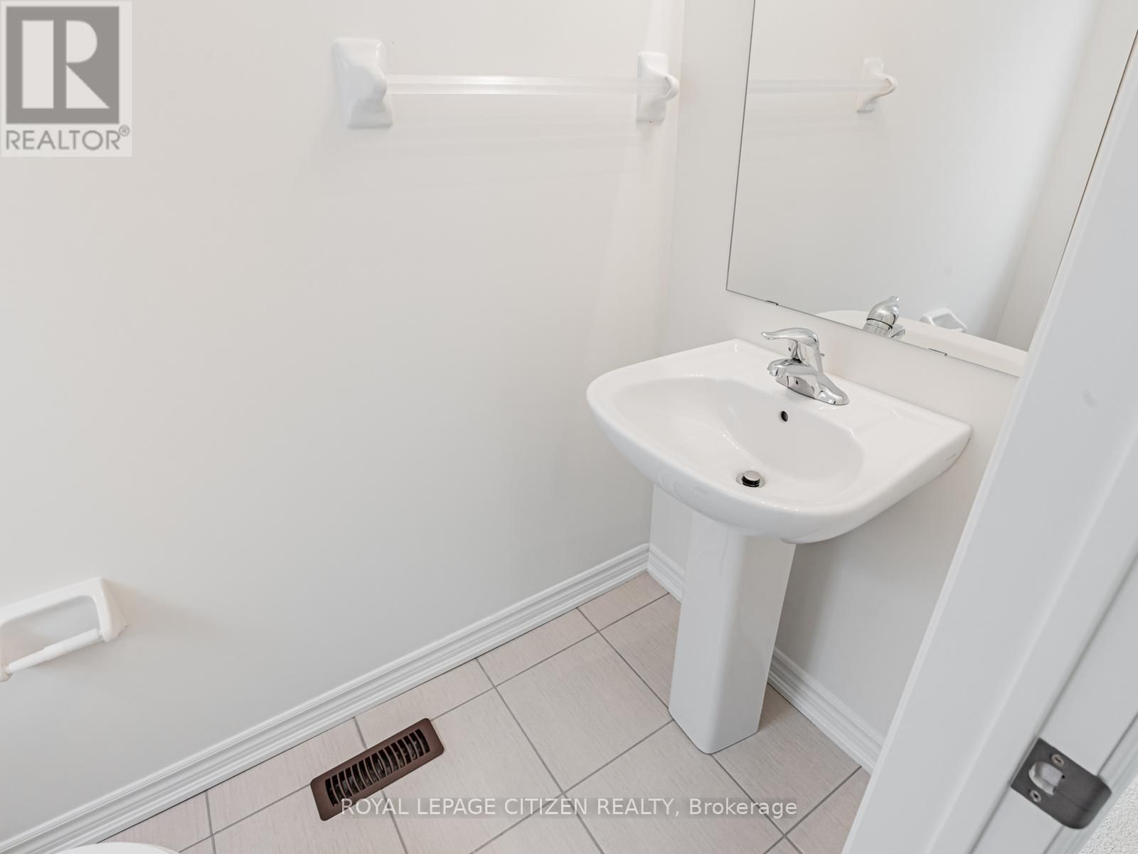 7 WAYNE ALLISON DRIVE Image 18