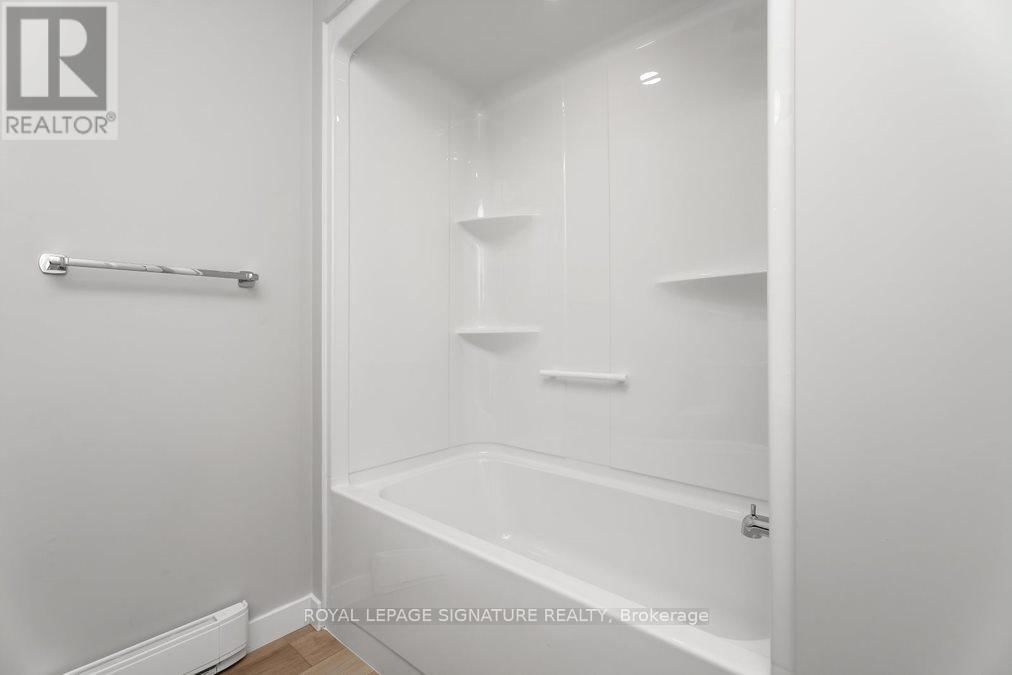 18 BRIAR WOOD PLACE Image 25