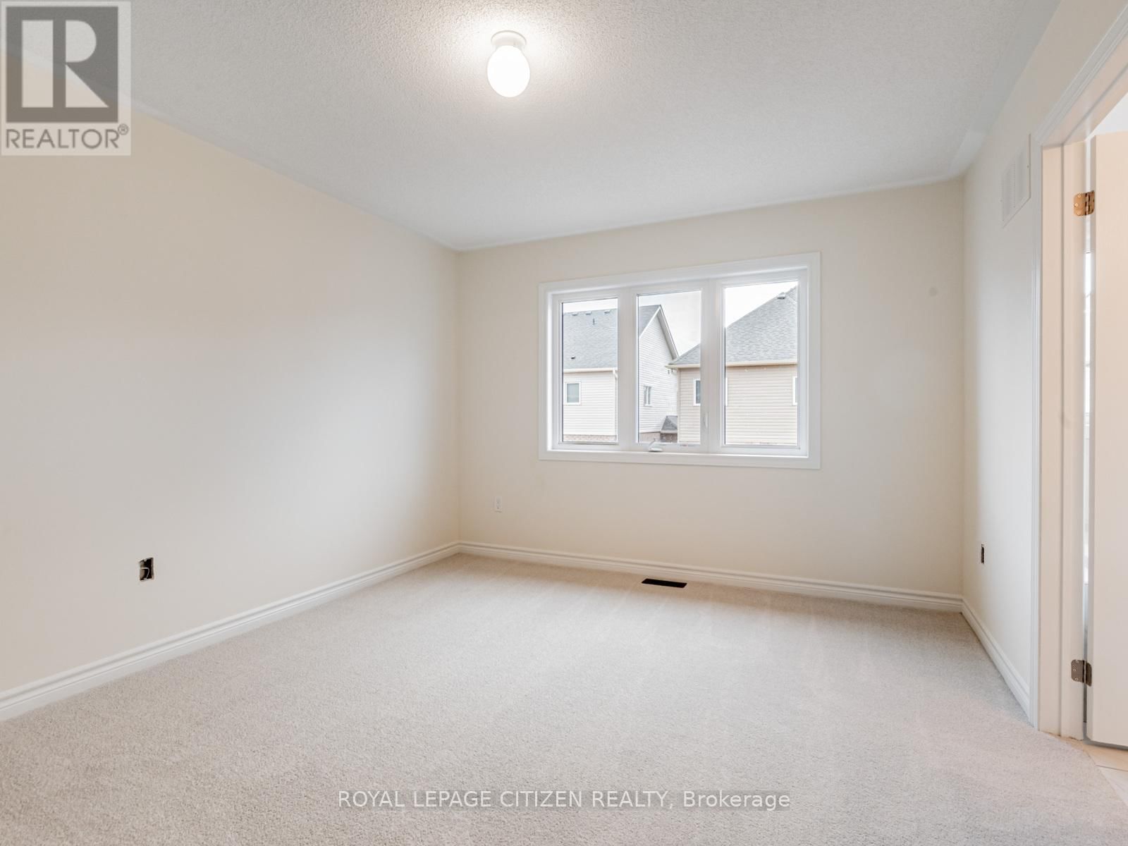 5 WAYNE ALLISION DRIVE Image 31