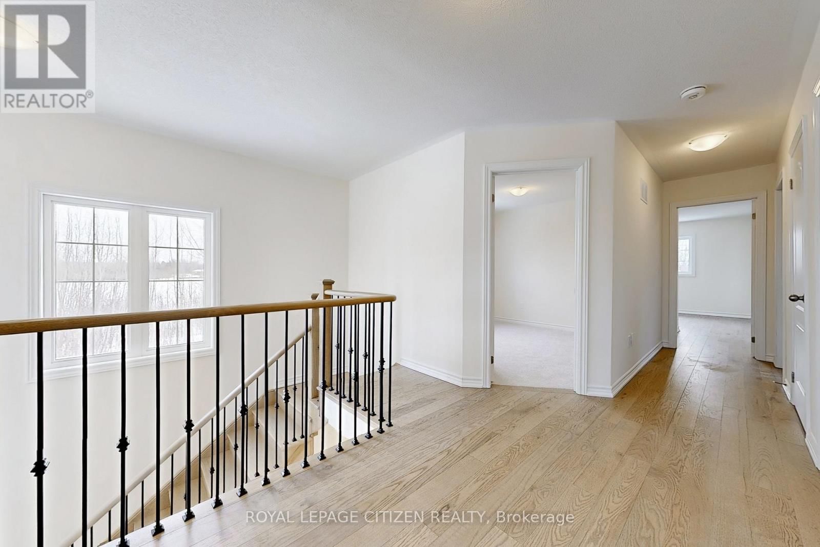 129 CLIFF THOMPSON CRESCENT Image 22